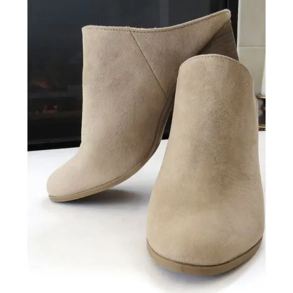 Express Women's Block Heel Mules  Faux Suede Tan  8 EUC - Picture 5 of 11